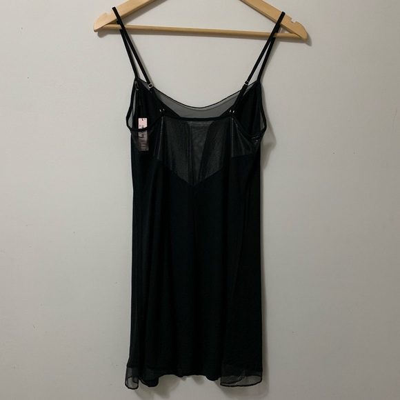 victoria’s secret Mesh Slip - Picture 3 of 4